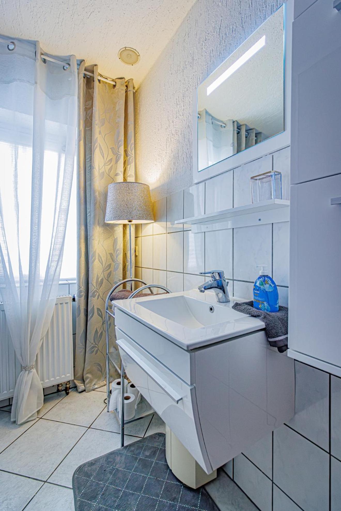 Wohnen Ueber Einem Mediterranen Restaurant,Apartment 2 Oder 3 Lipsia Esterno foto