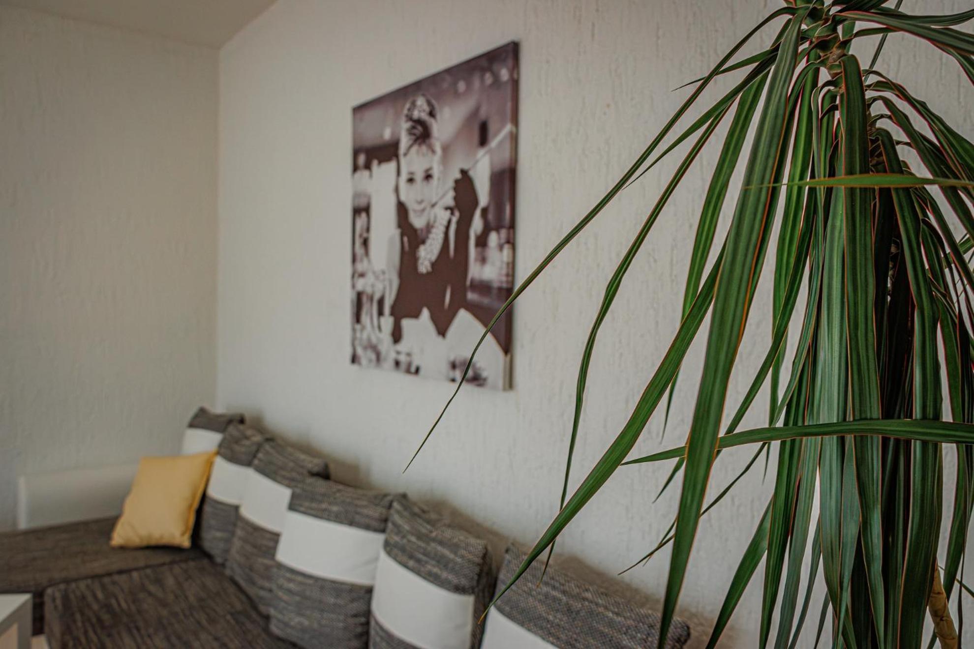 Wohnen Ueber Einem Mediterranen Restaurant,Apartment 2 Oder 3 Lipsia Esterno foto