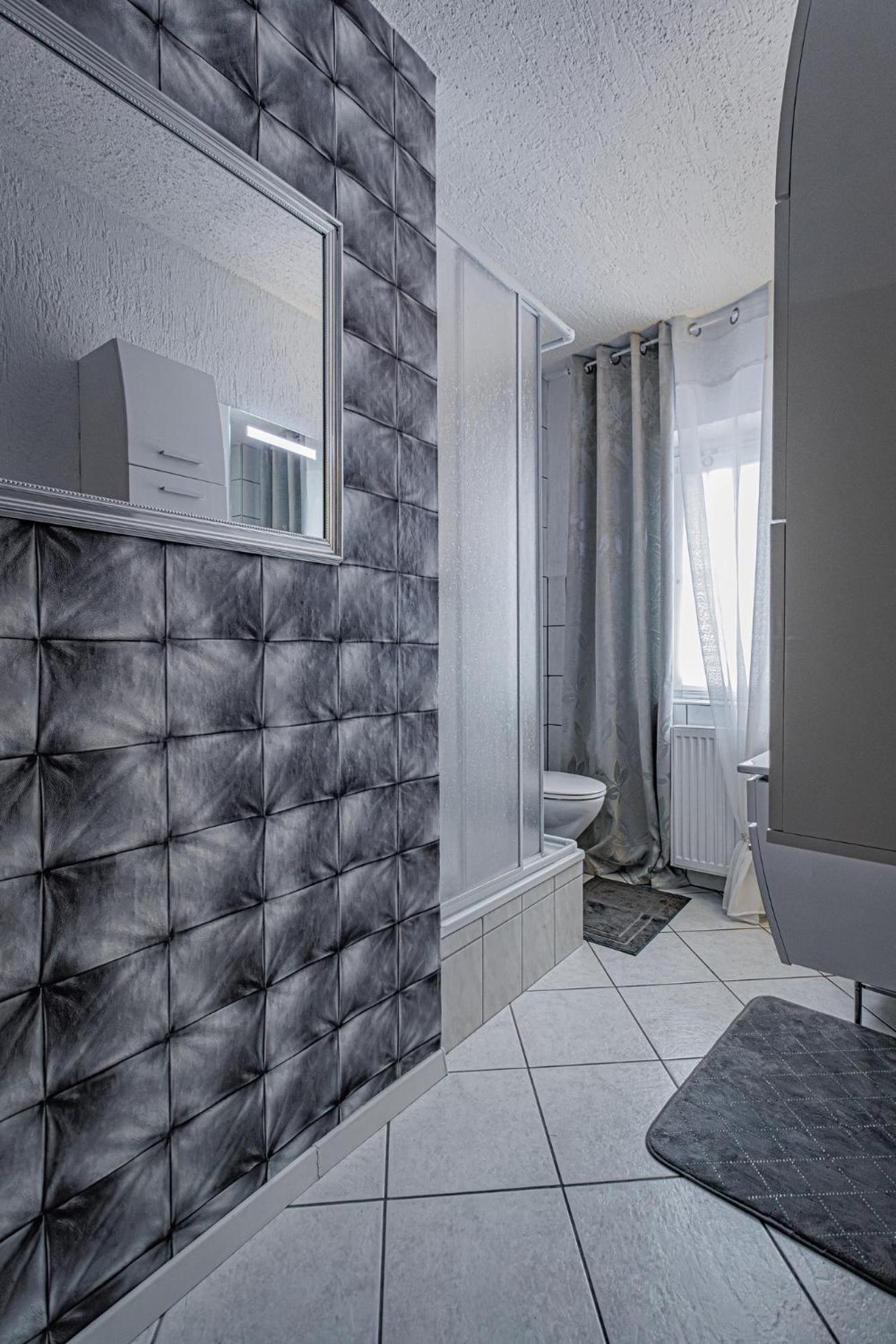 Wohnen Ueber Einem Mediterranen Restaurant,Apartment 2 Oder 3 Lipsia Esterno foto