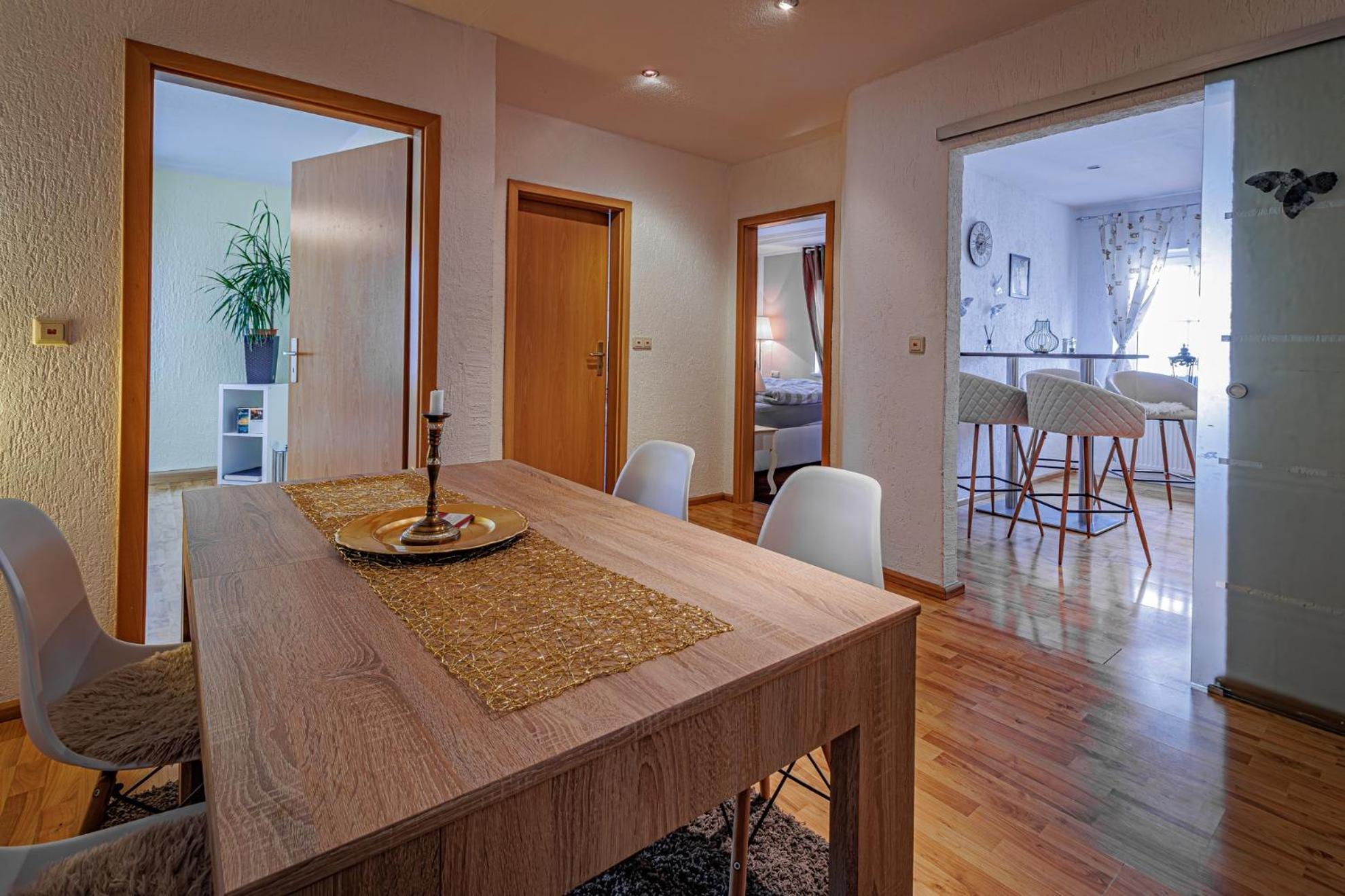 Wohnen Ueber Einem Mediterranen Restaurant,Apartment 2 Oder 3 Lipsia Esterno foto