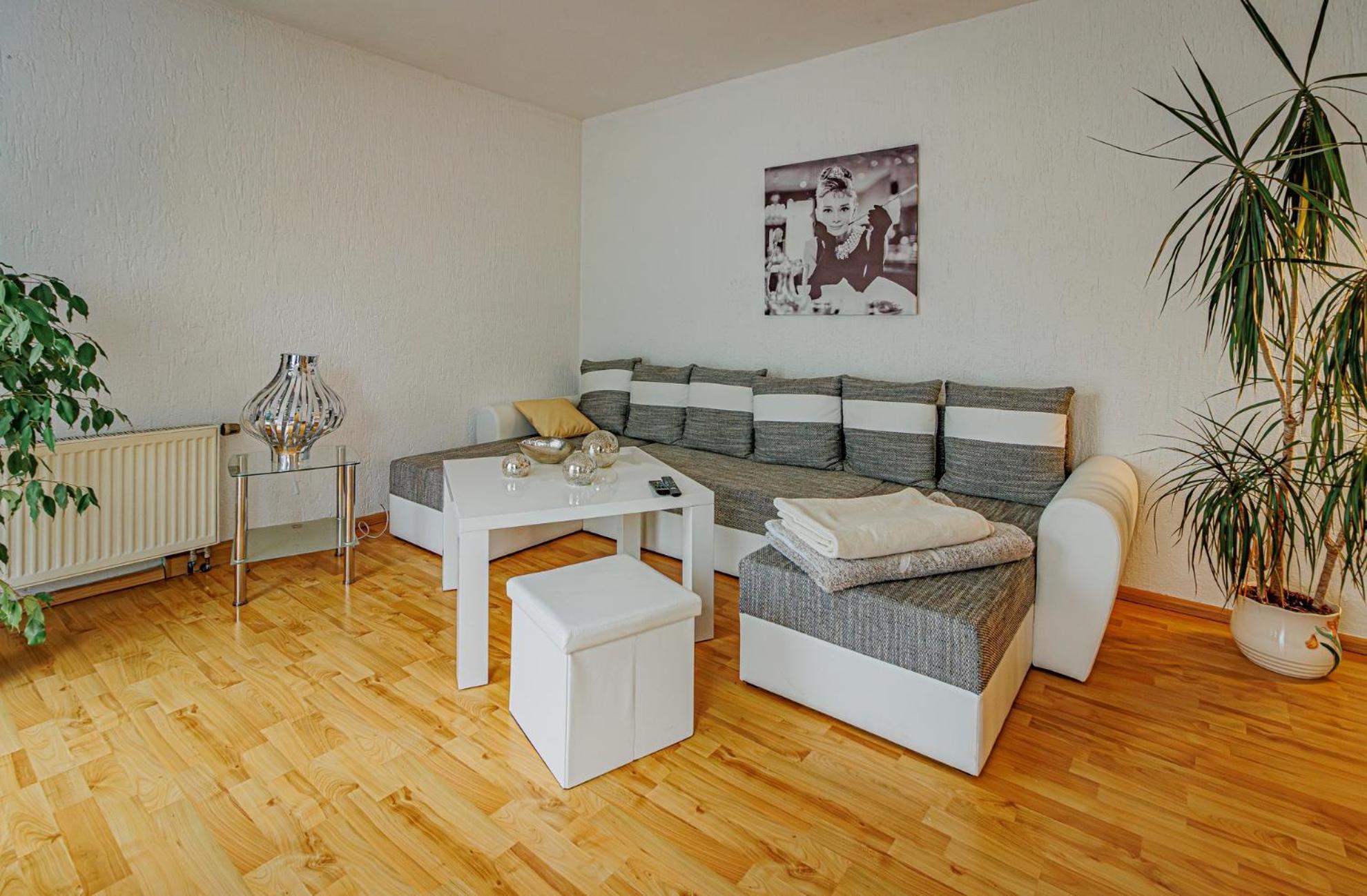 Wohnen Ueber Einem Mediterranen Restaurant,Apartment 2 Oder 3 Lipsia Esterno foto